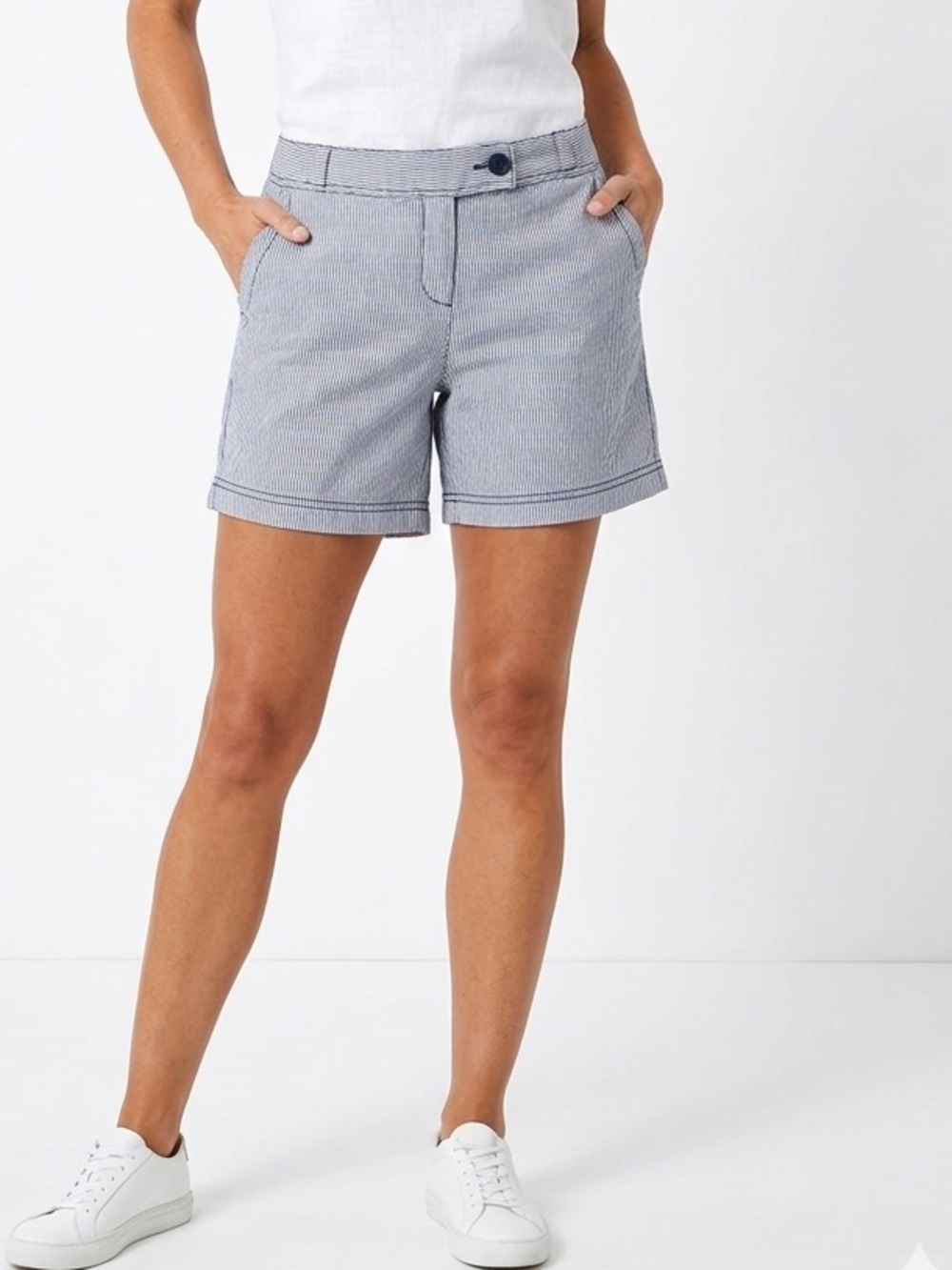 LOFT Pinstriped Black & White Women's Shorts 6.5” Inseam